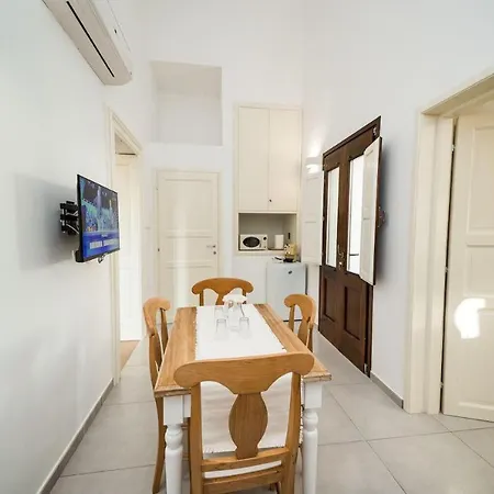 Matine' Suits & Bed & Breakfast