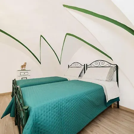 Matine' Suits & Bed and Breakfast