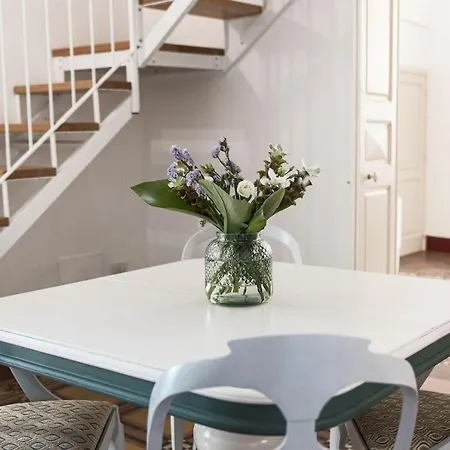 Bed & Breakfast Matine' Suits & Matino