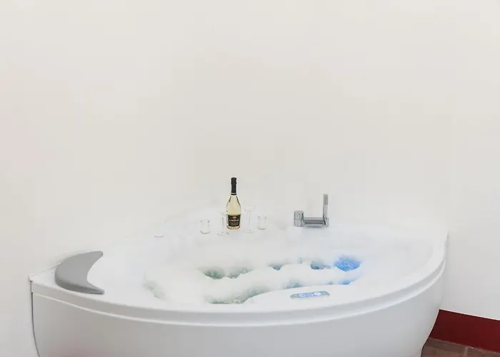 فندق مبيت وإفطار Matine' Suits & ماتينو